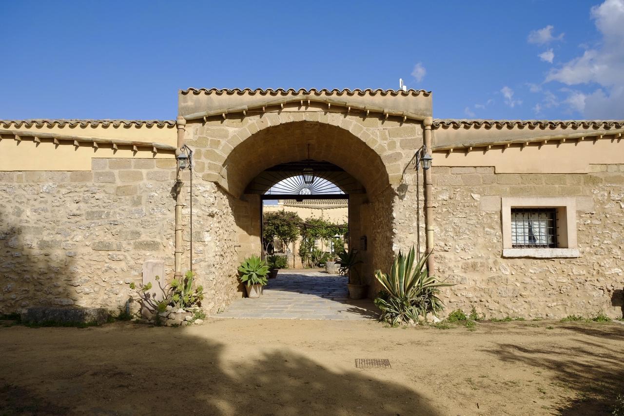 Baglio San Vincenzo Hotel Менфи Екстериор снимка